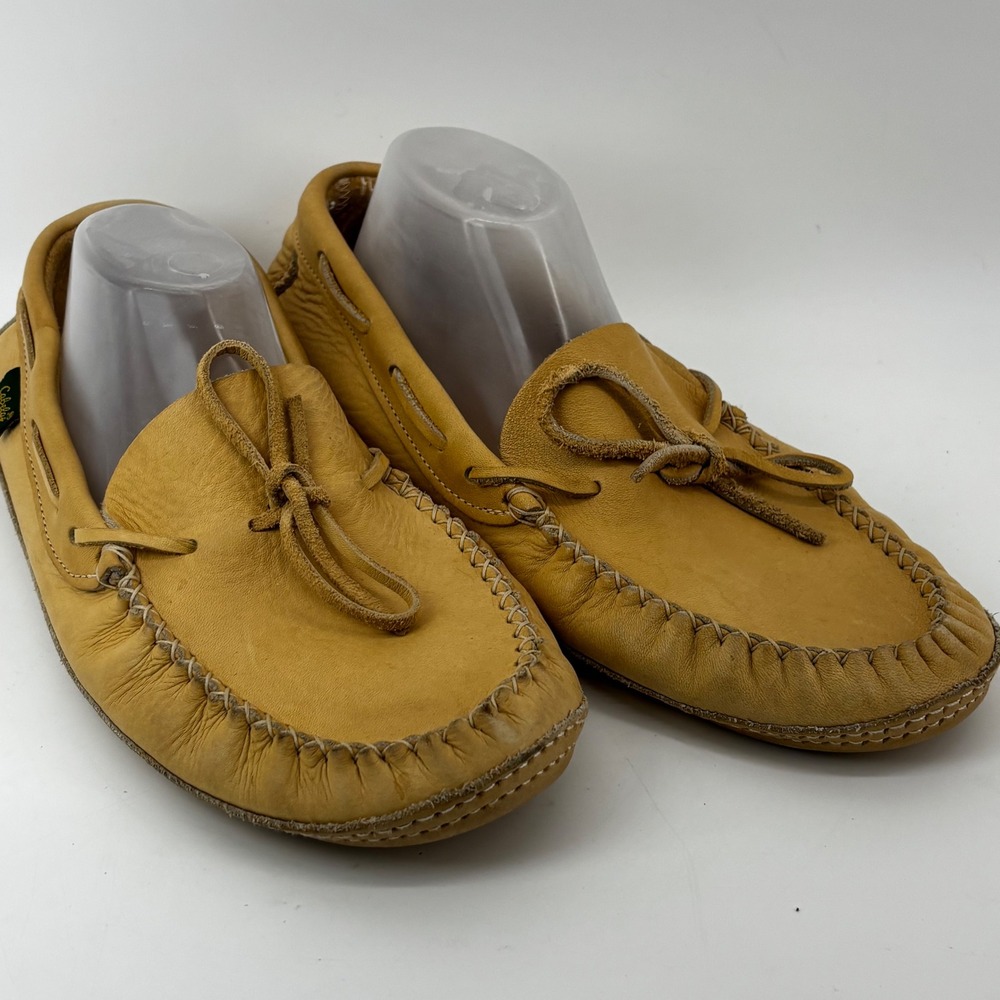 Cabelas Mens Leather Moccasins Tan Soft Sole Made in Canada 80038369 Size 12